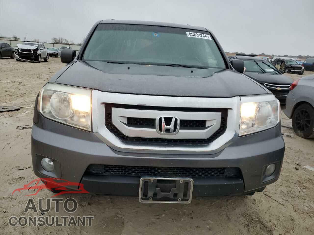 HONDA PILOT 2011 - 5FNYF4H61BB007271