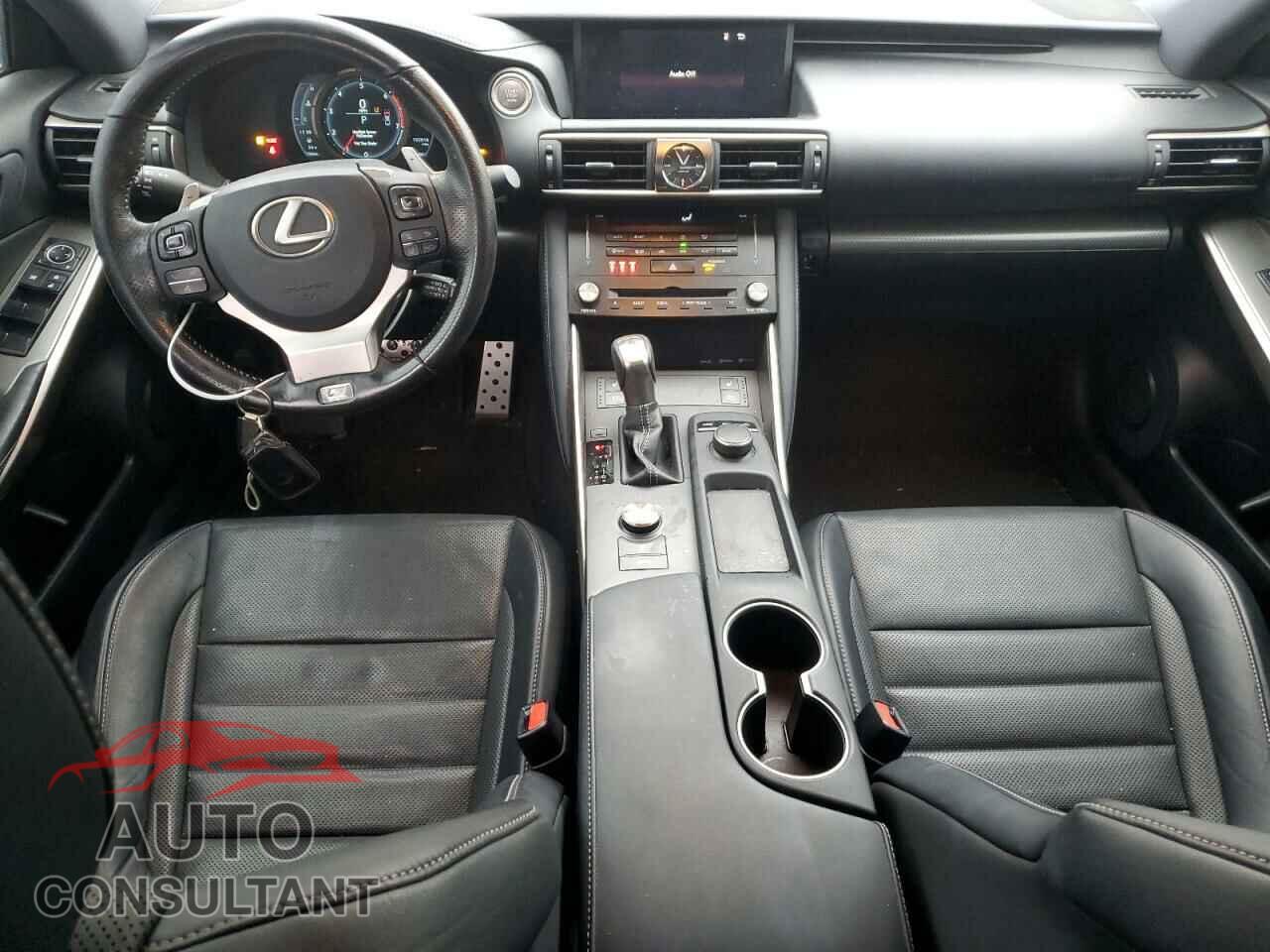LEXUS IS 2017 - JTHBA1D22H5046157