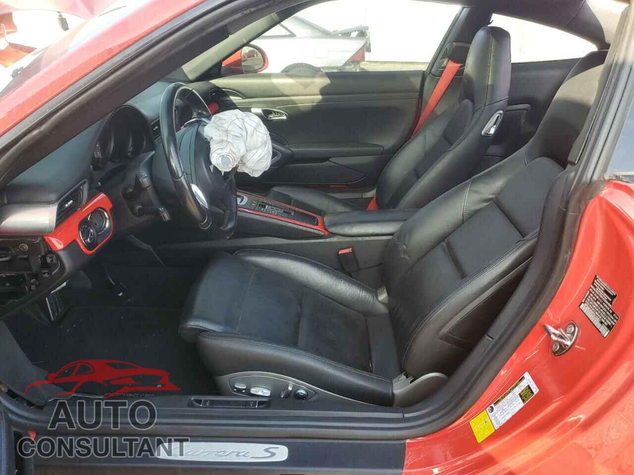 PORSCHE 911 2015 - WP0AB2A96FS110362