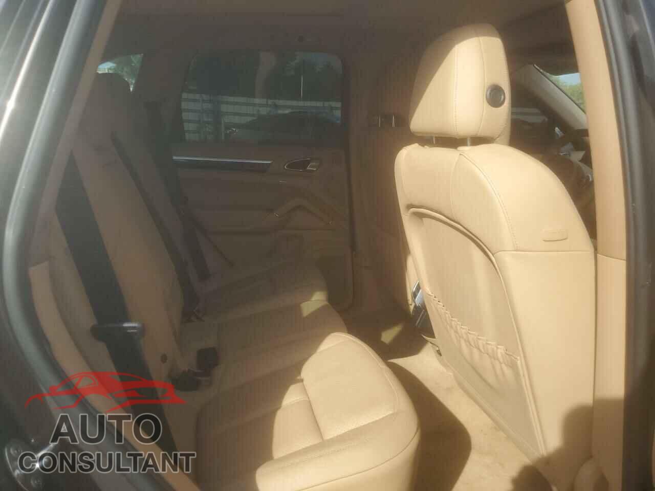 PORSCHE CAYENNE 2013 - WP1AA2A21DLA02422
