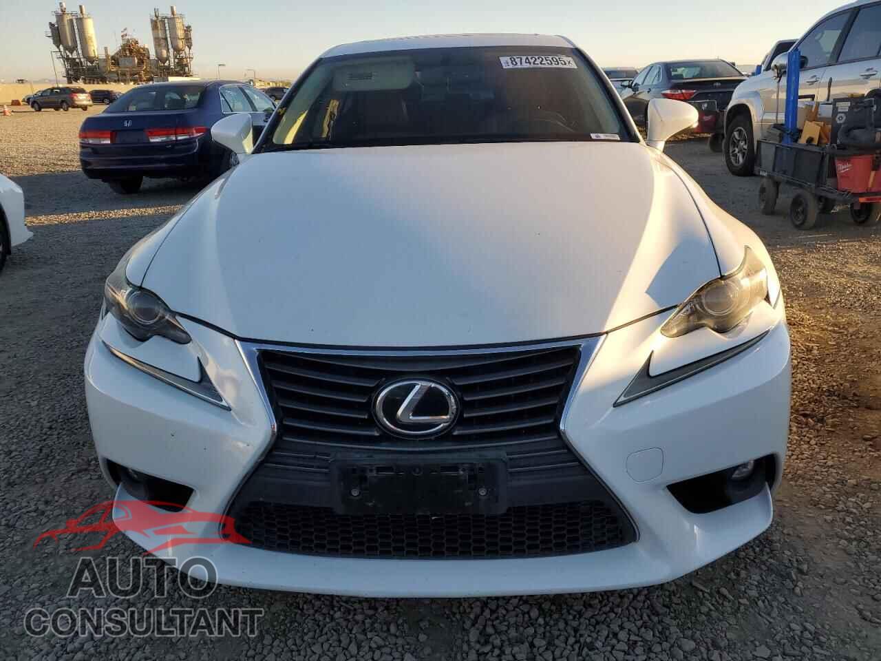 LEXUS IS 2015 - JTHBF1D29F5079333