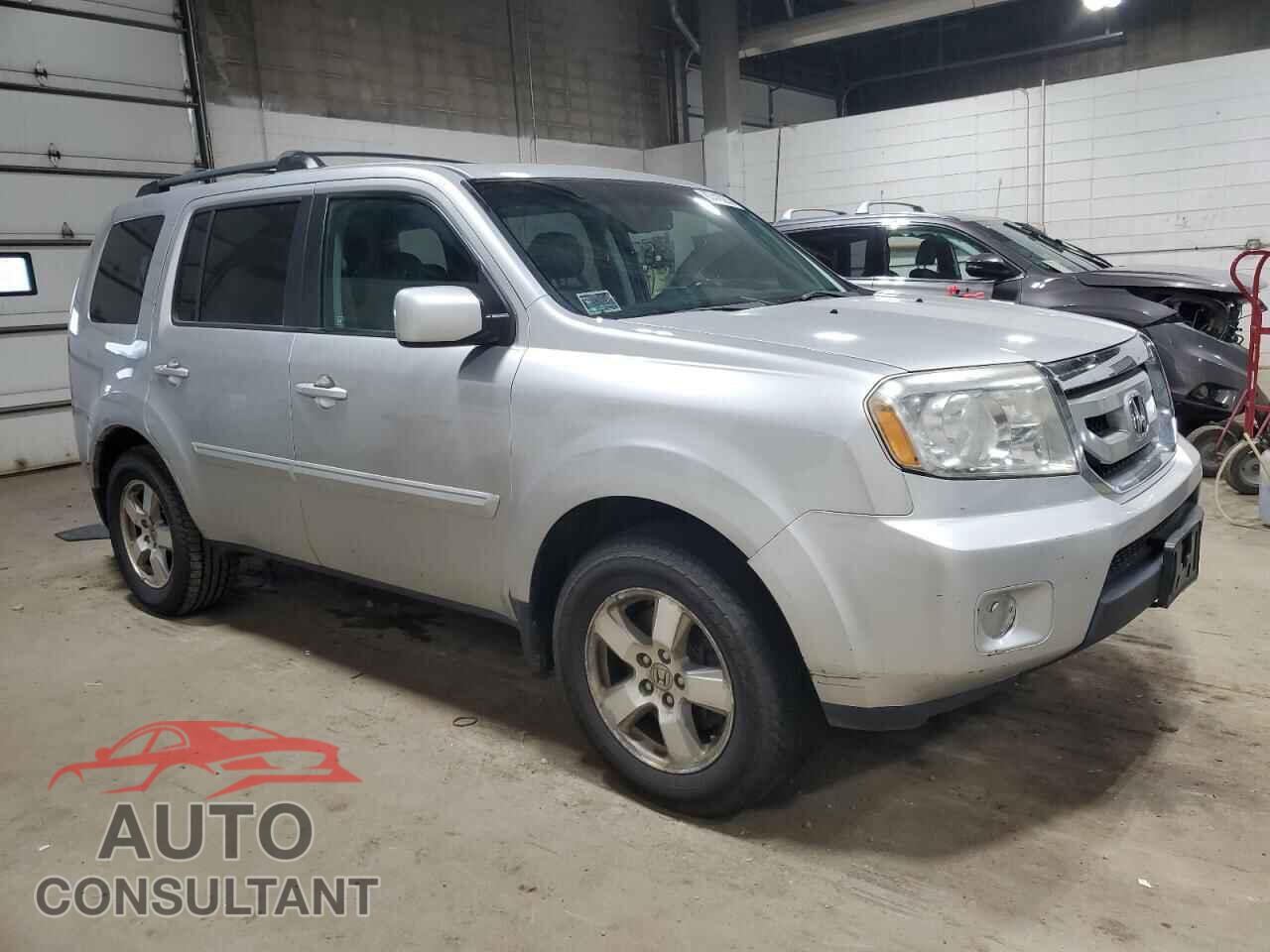 HONDA PILOT 2011 - 5FNYF4H6XBB092644