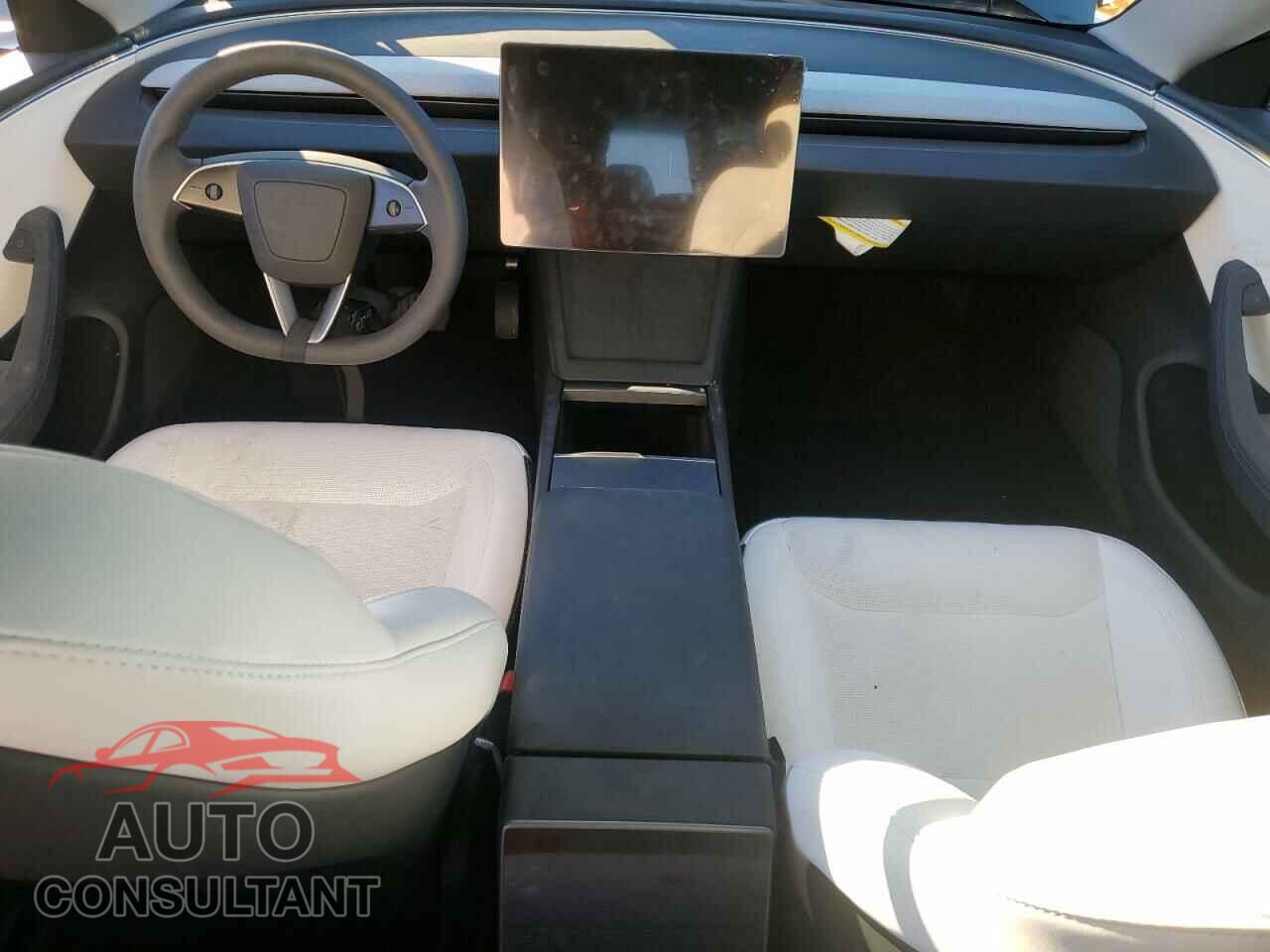 TESLA MODEL 3 2025 - 5YJ3E1EA6SF887887