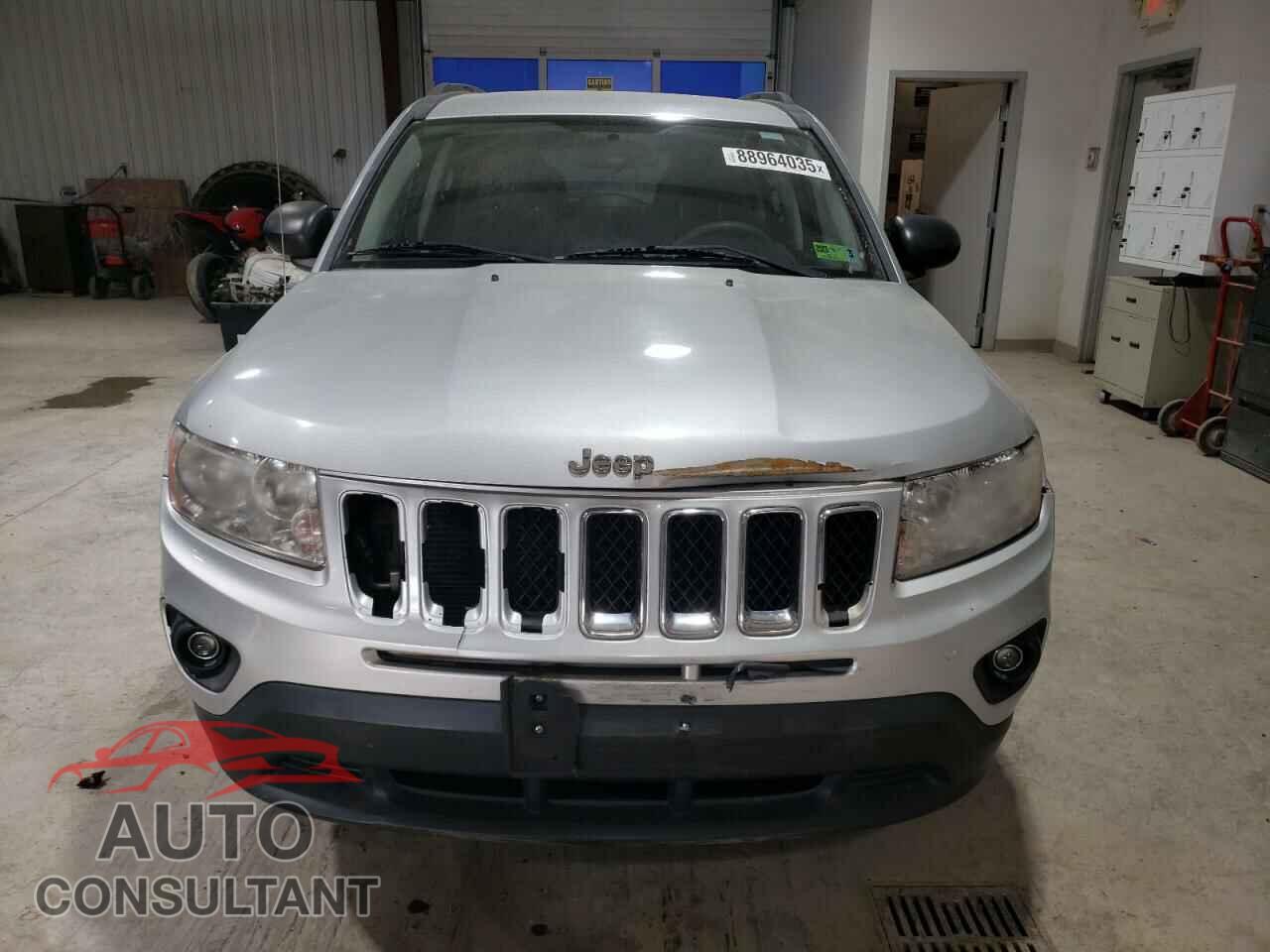 JEEP COMPASS 2011 - 1J4NF1FB4BD215552