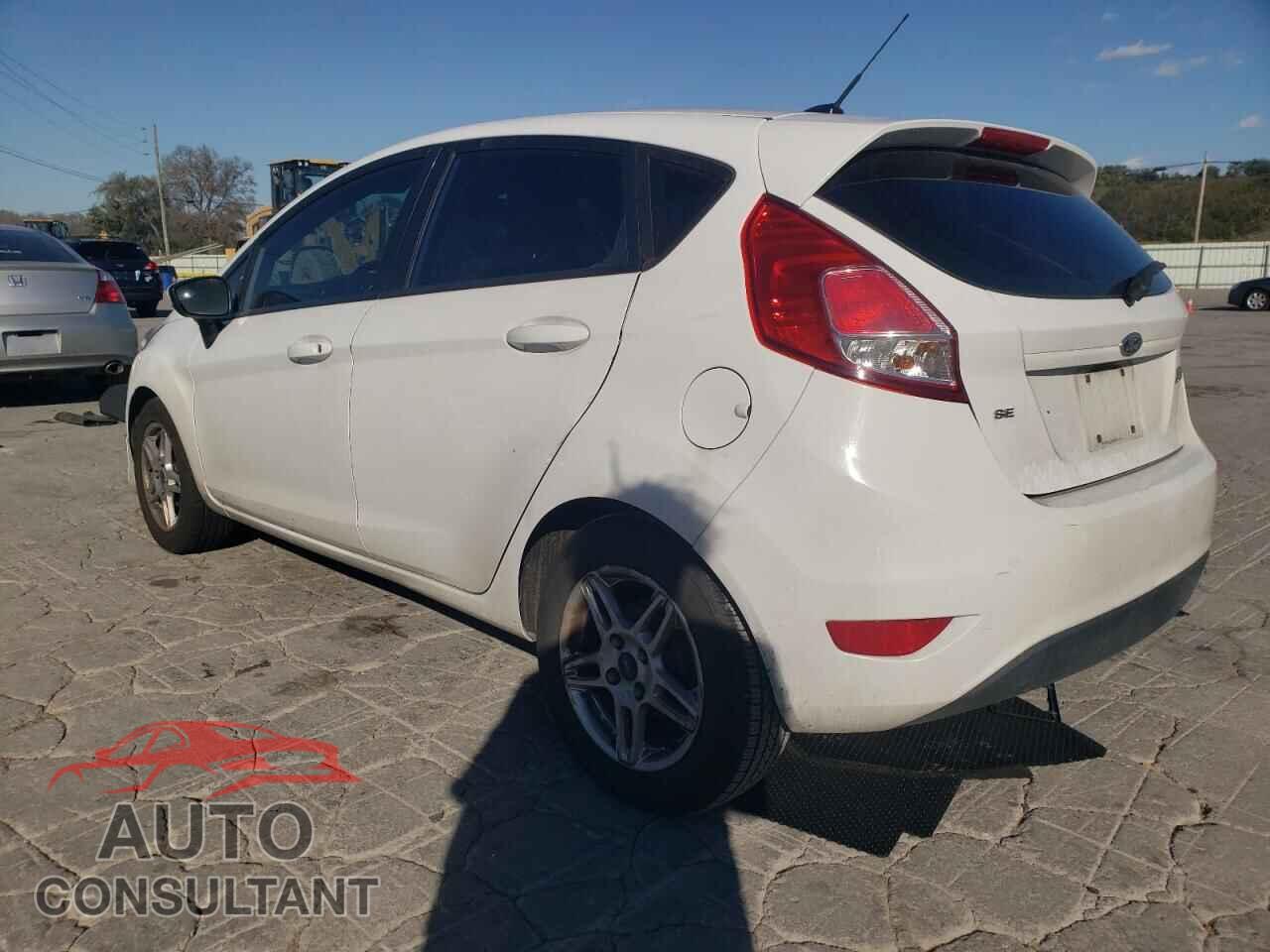 FORD FIESTA 2017 - 3FADP4EJ9HM131965
