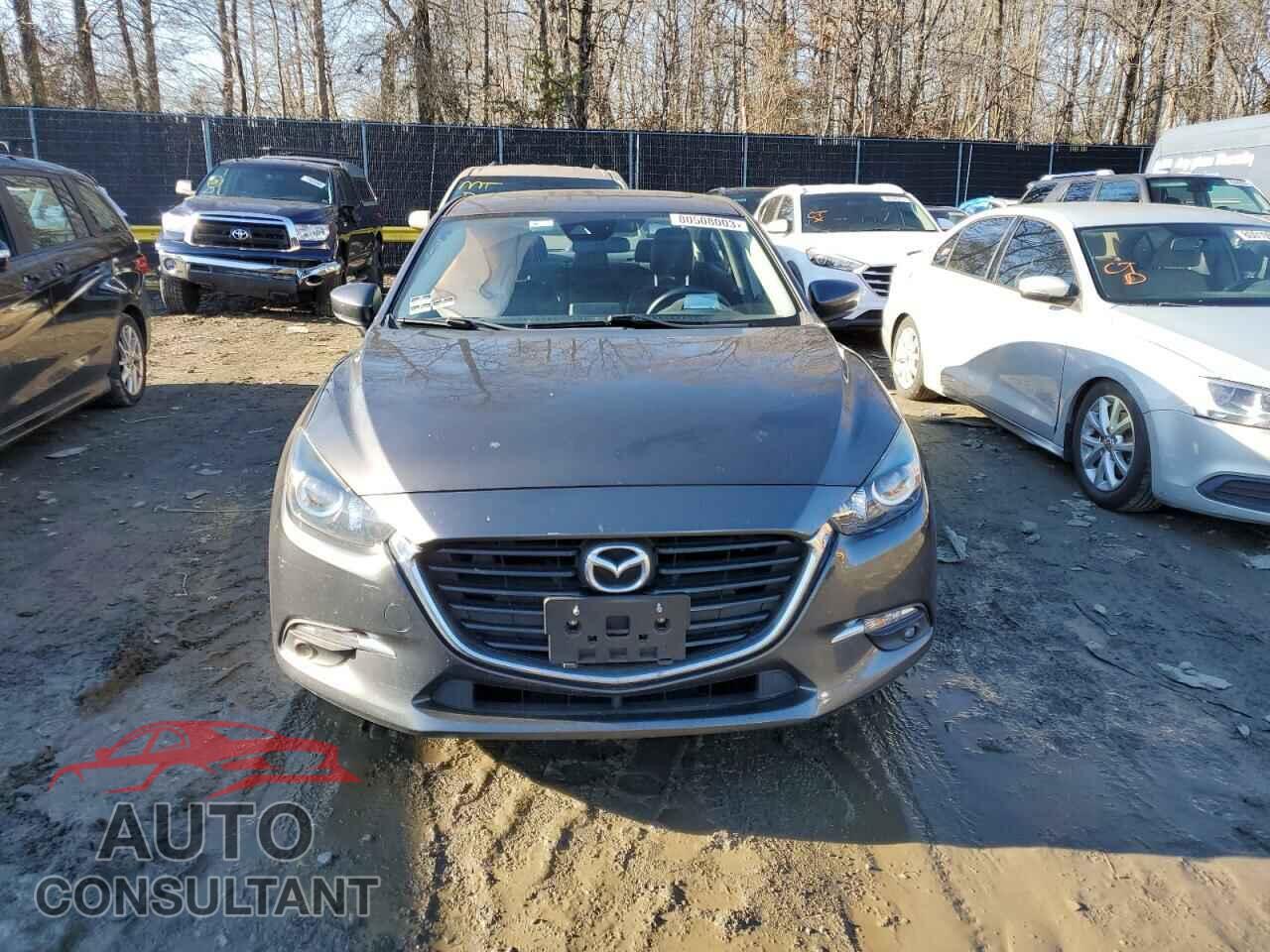 MAZDA 3 2017 - 3MZBN1W38HM141292