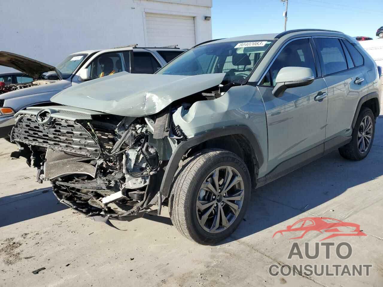 TOYOTA RAV4 2022 - JTMB6RFVXND521421