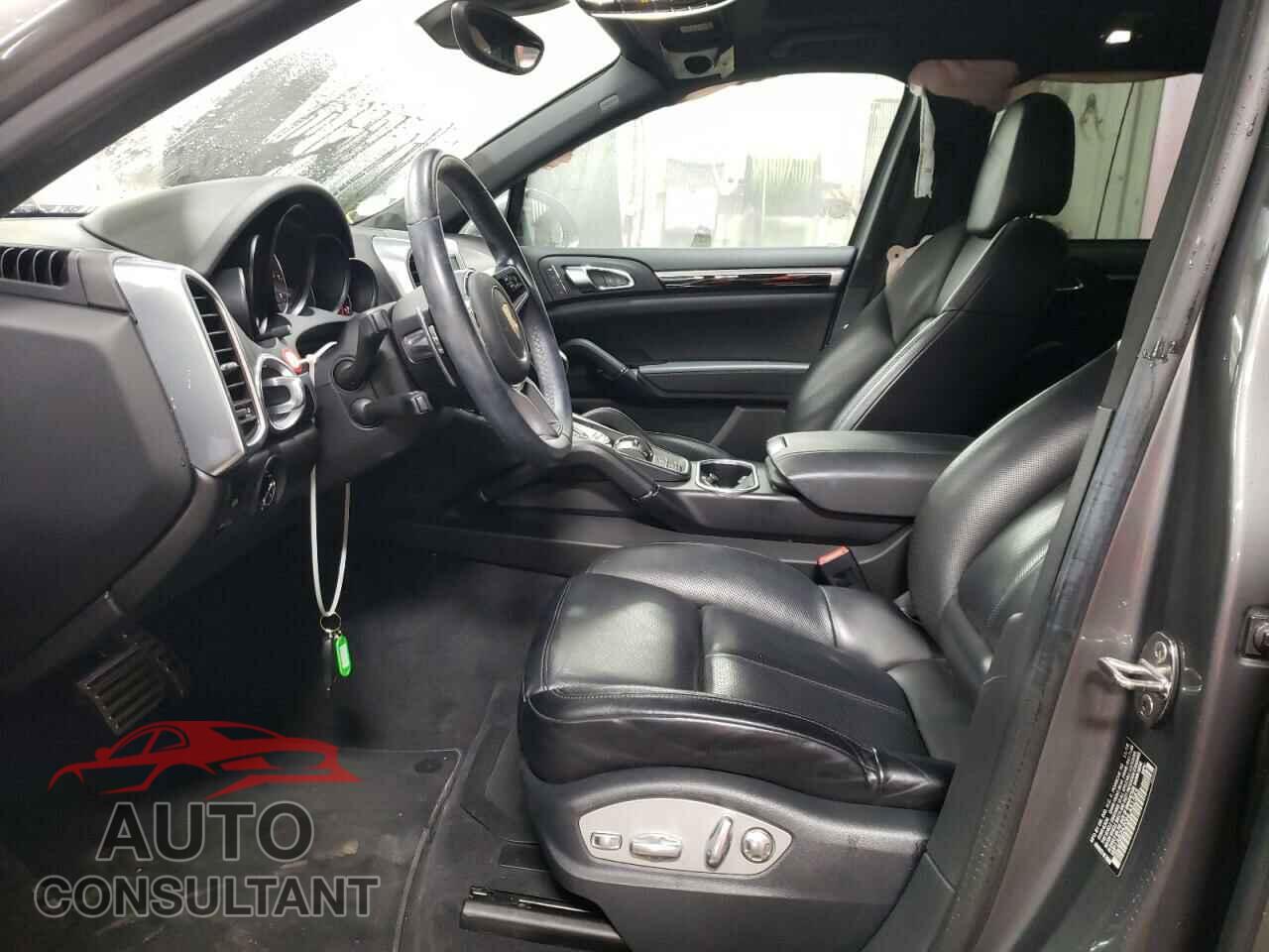 PORSCHE CAYENNE 2017 - WP1AB2A20HLA51565