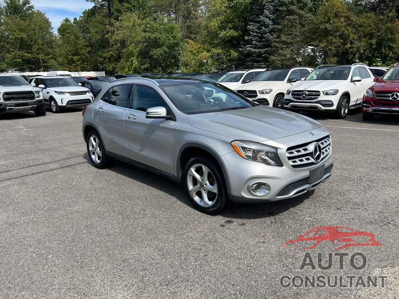 MERCEDES-BENZ GLA-CLASS 2018 - WDCTG4GB5JJ427638