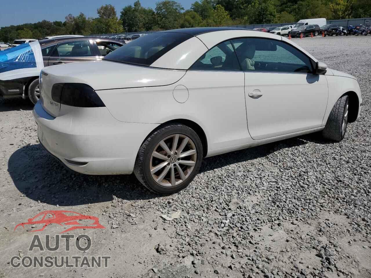 VOLKSWAGEN EOS 2013 - WVWBW8AH2DV007826