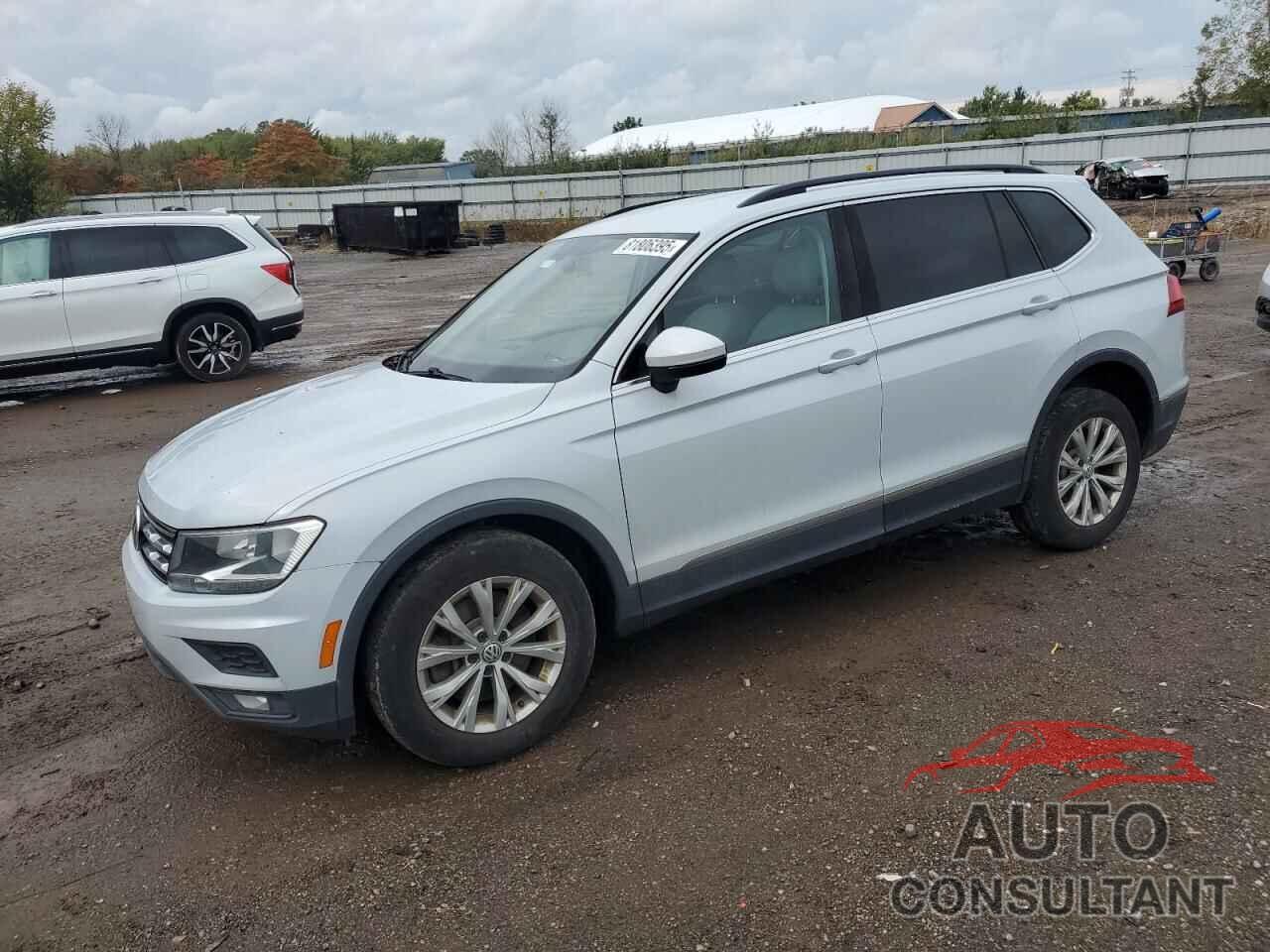 VOLKSWAGEN TIGUAN 2018 - 3VV3B7AX6JM000693