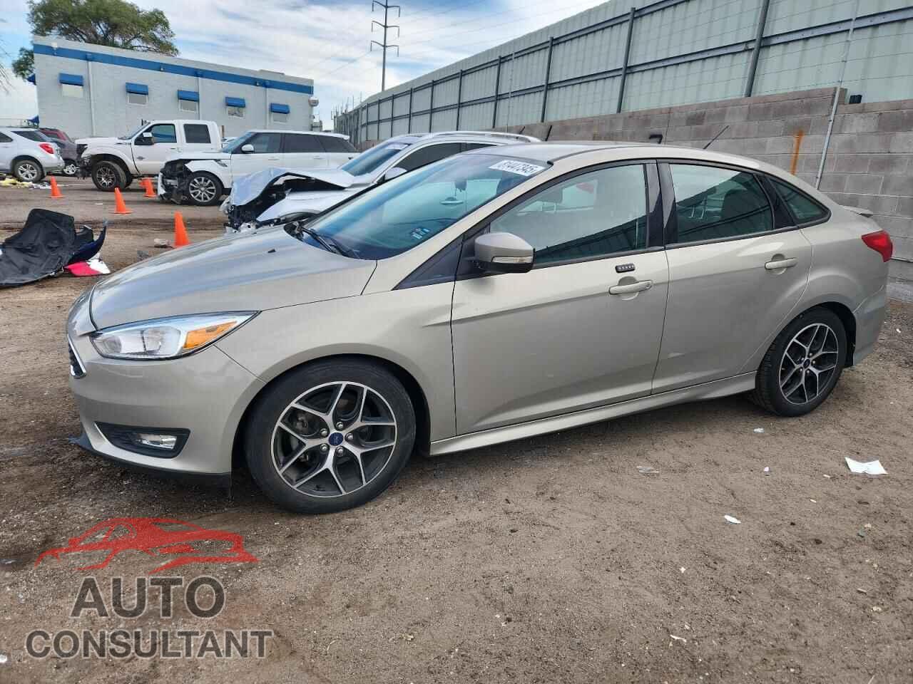 FORD FOCUS 2015 - 1FADP3F27FL220563