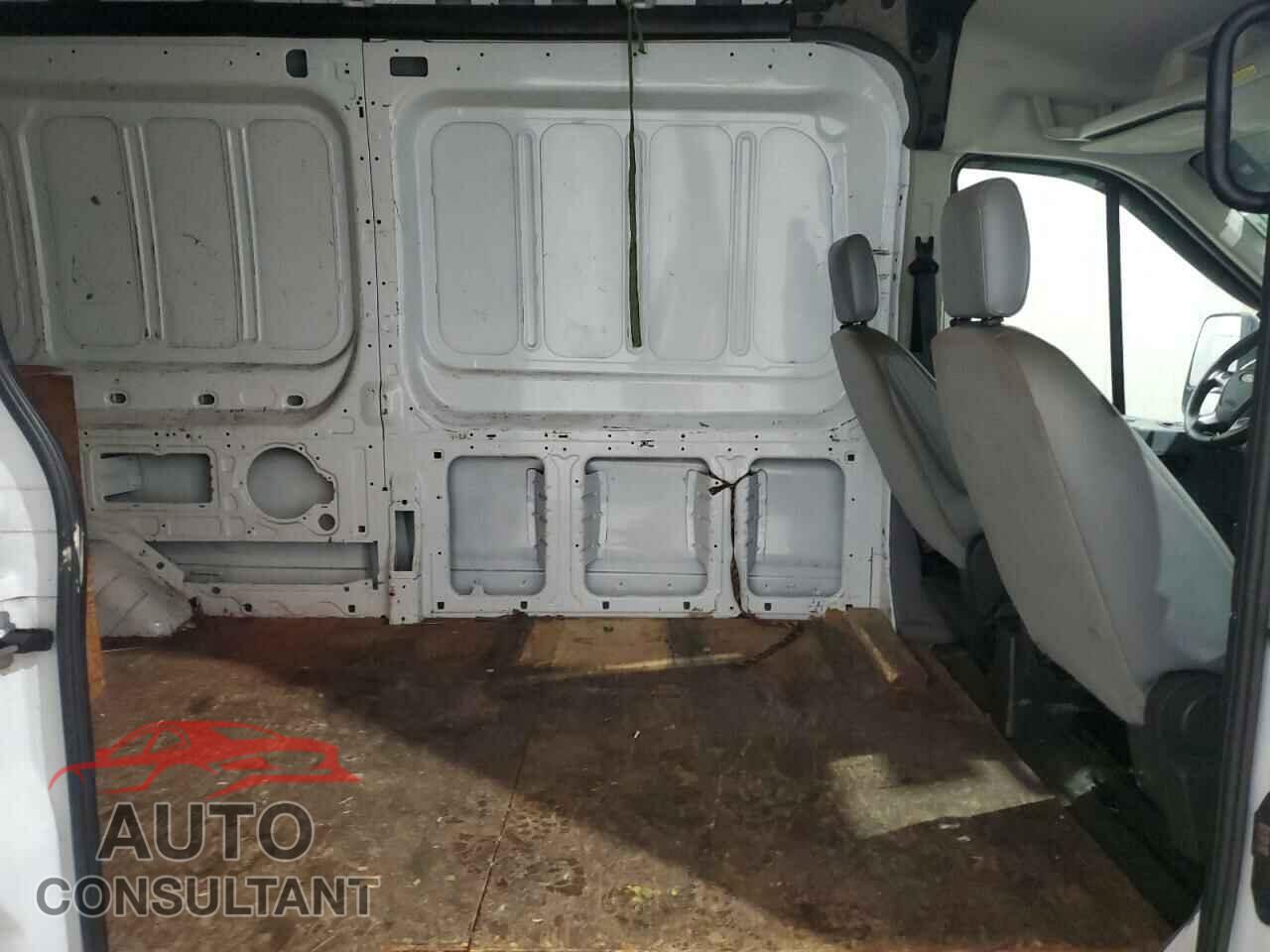 FORD TRANSIT 2019 - 1FTYR2CM6KKB53959