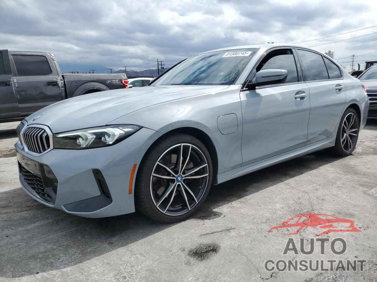 BMW 3 SERIES 2024 - 3MW39FF07R8E37328