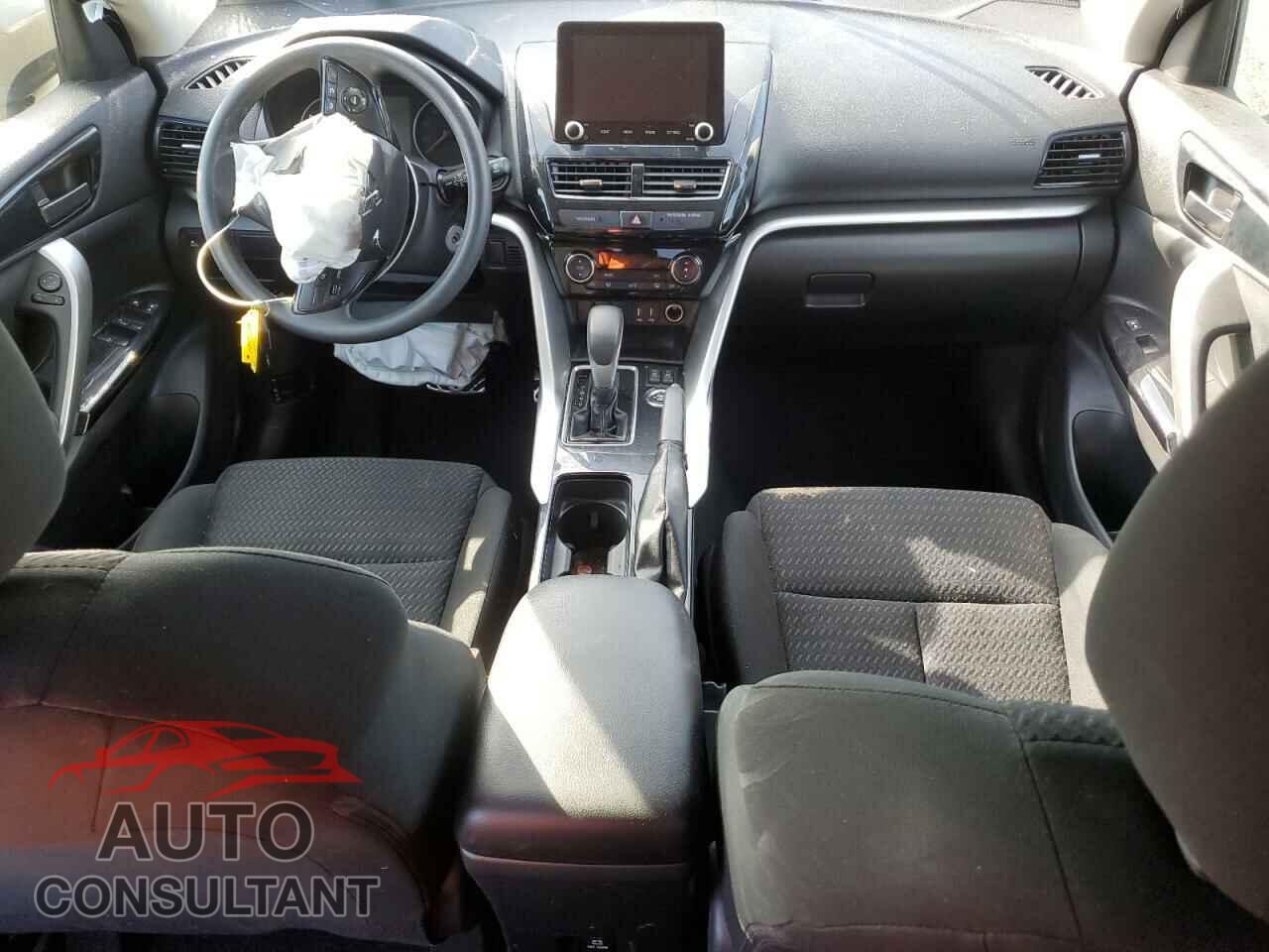 MITSUBISHI ECLIPSE 2022 - JA4ATVAA1NZ001686