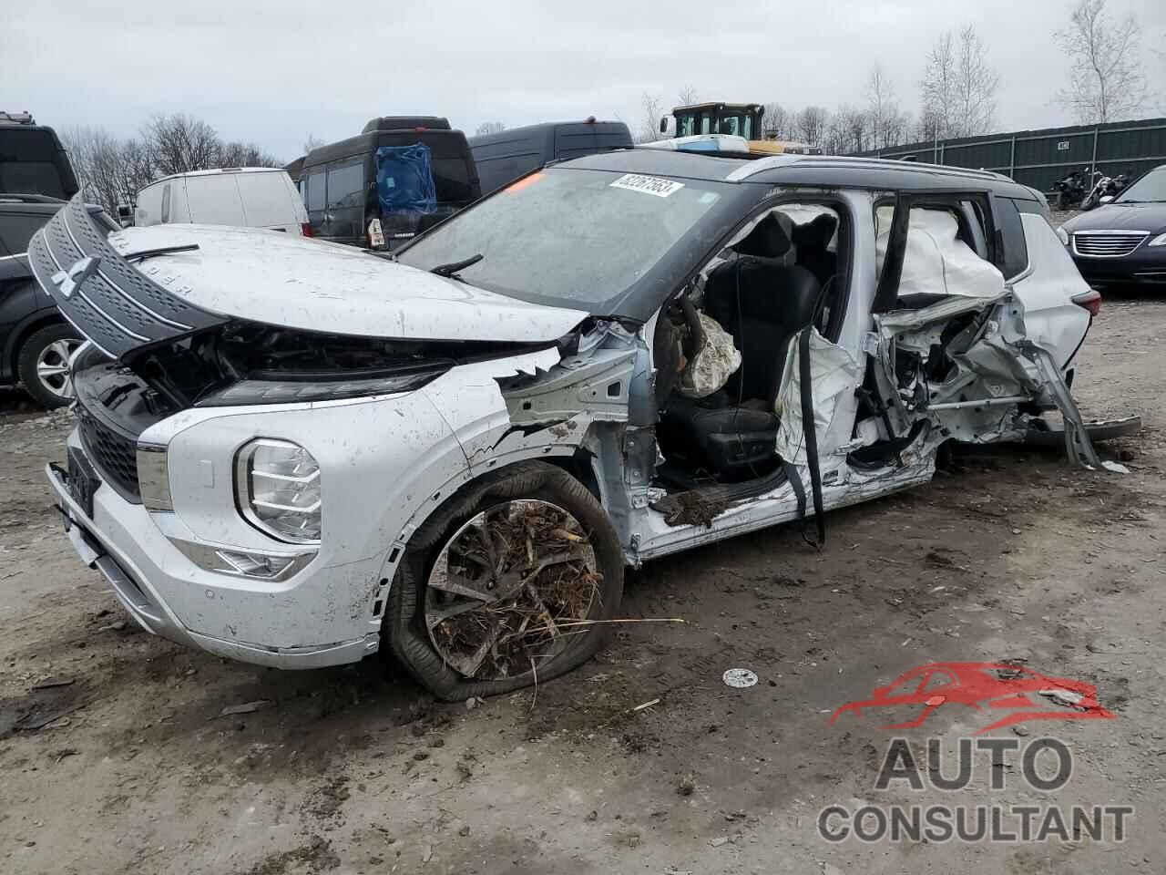 MITSUBISHI OUTLANDER 2023 - JA4J4VA82PZ045189
