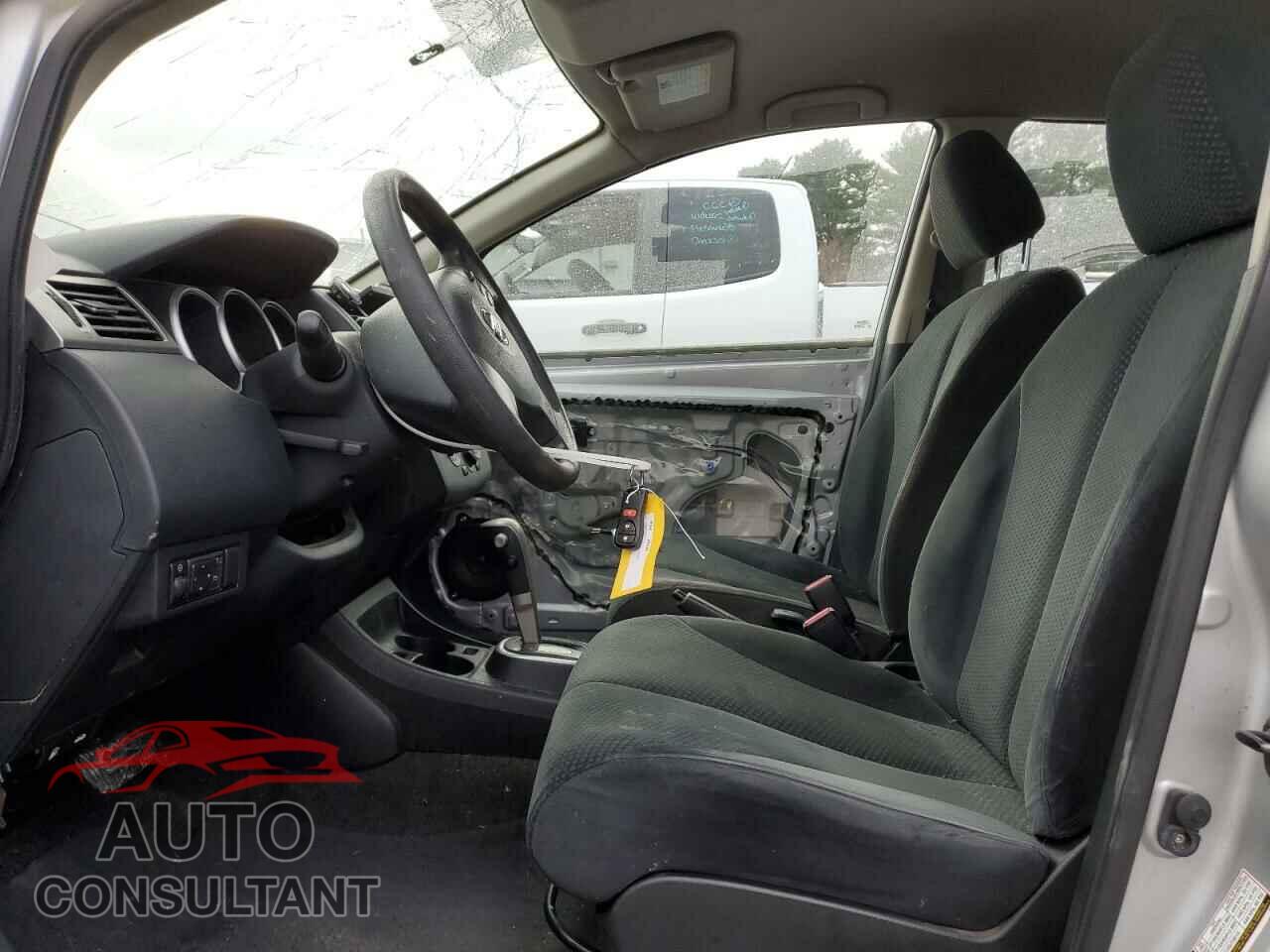 NISSAN VERSA 2011 - 3N1BC1CP9BL511164