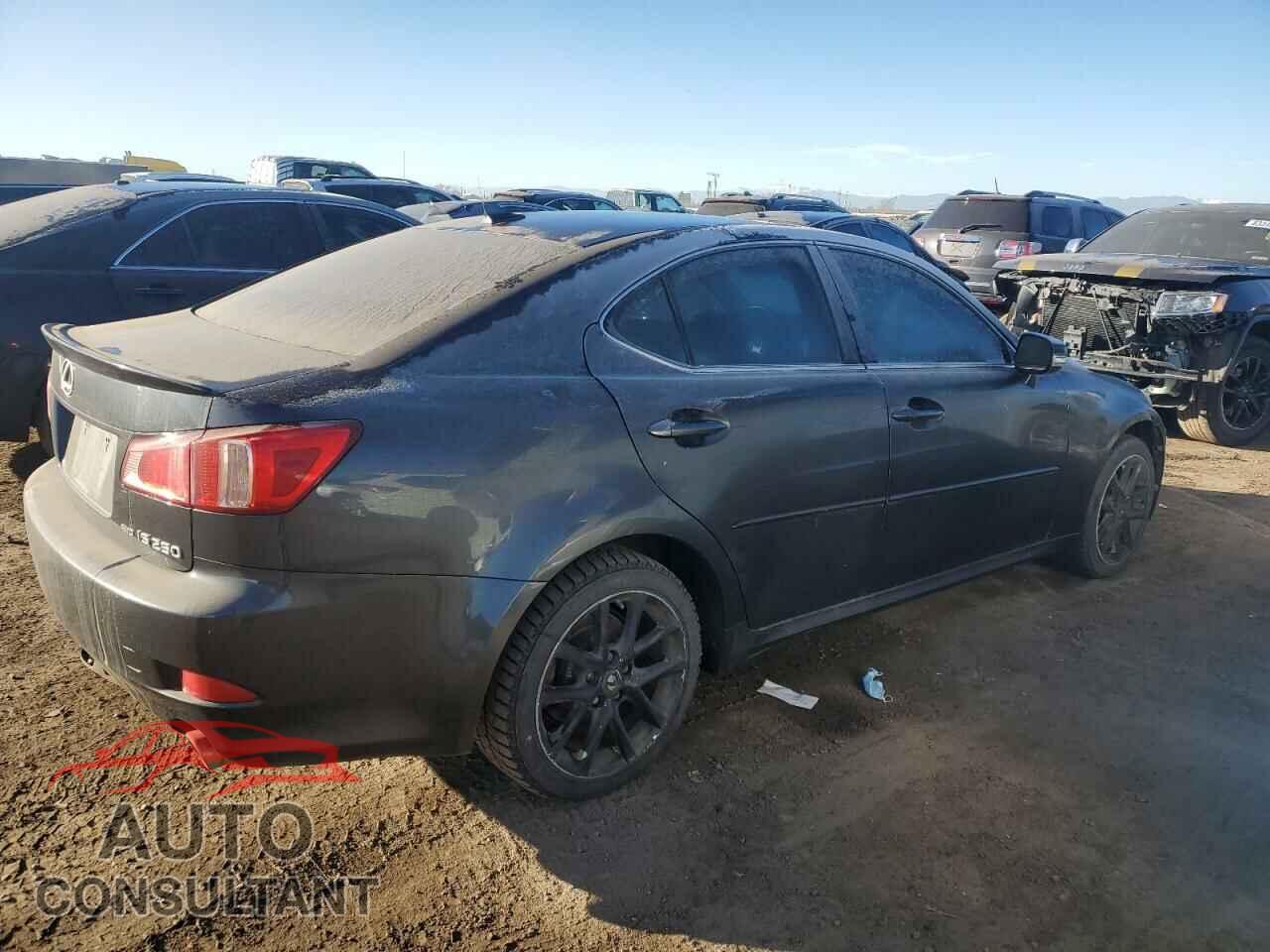 LEXUS IS 2011 - JTHCF5C24B5050409