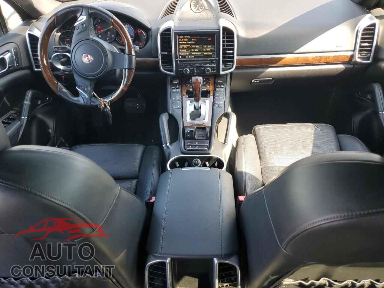 PORSCHE CAYENNE 2012 - WP1AA2A26CLA04813