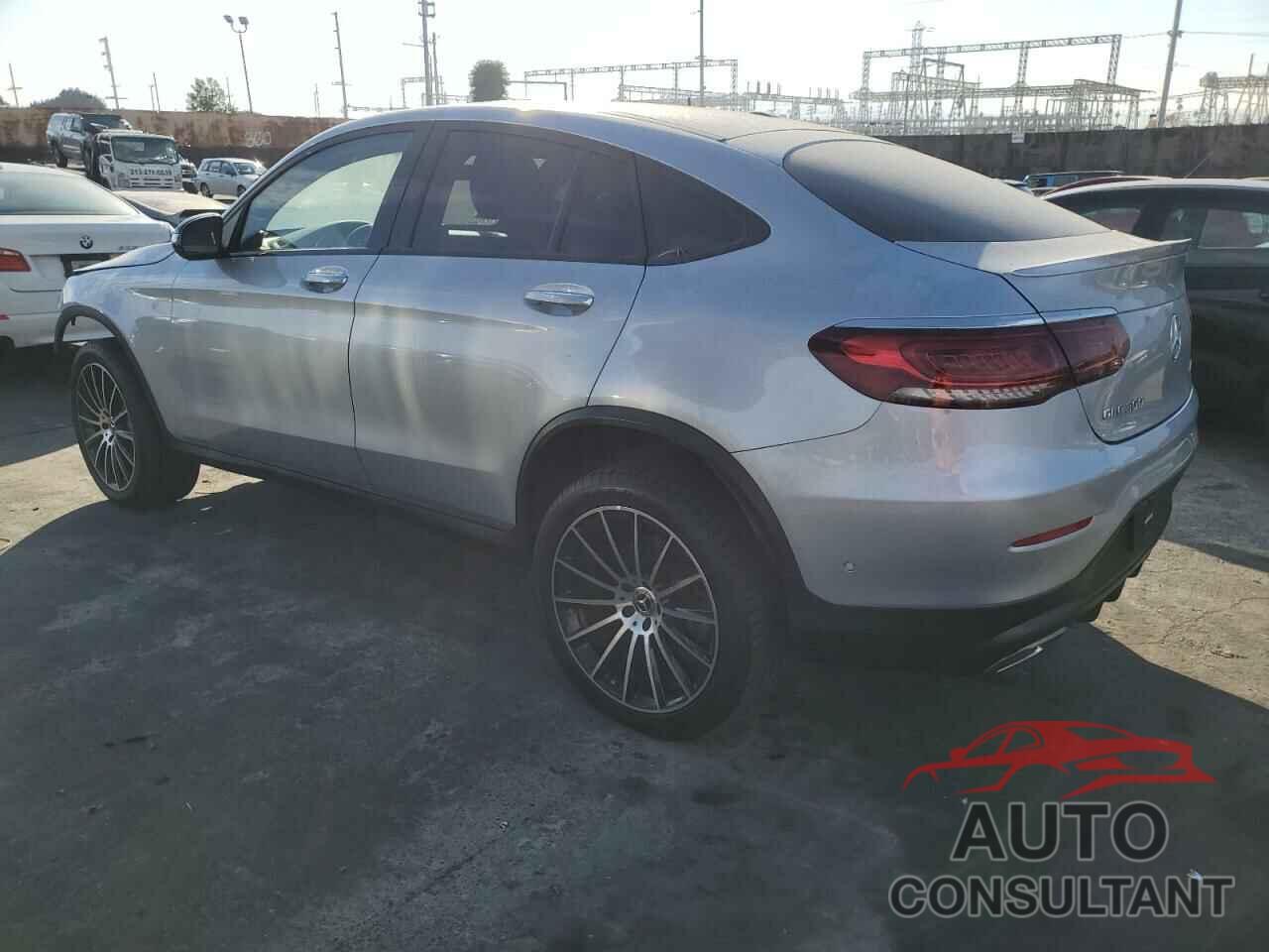 MERCEDES-BENZ GLC-CLASS 2022 - W1N0J8EB5NG016272