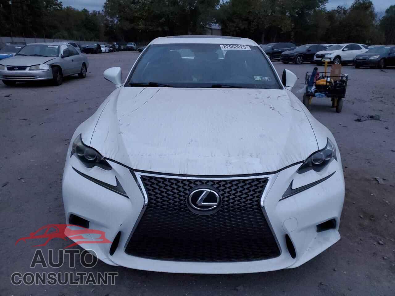 LEXUS IS 2014 - JTHCE1D27E5003812