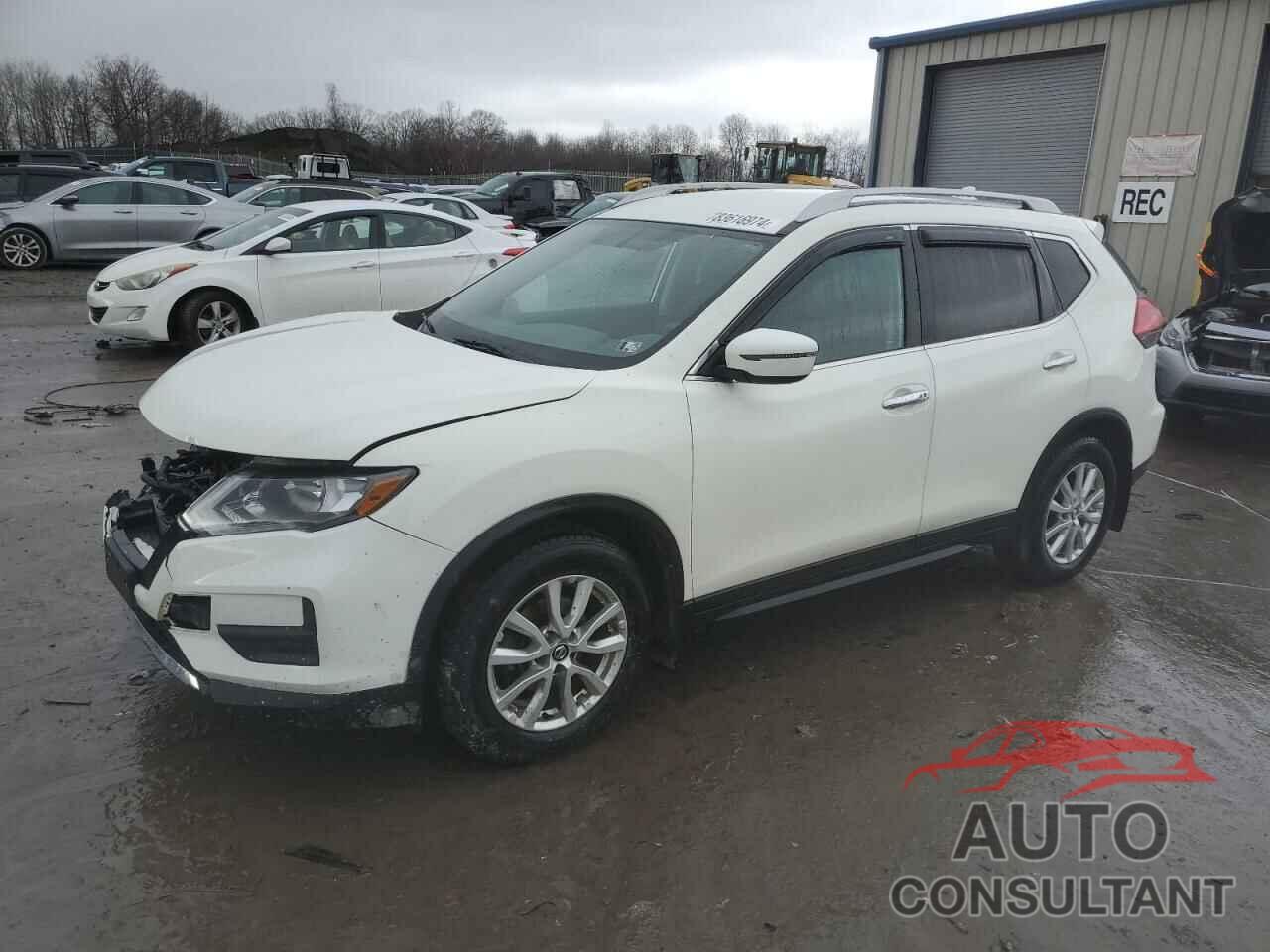 NISSAN ROGUE 2017 - 5N1AT2MT3HC801605