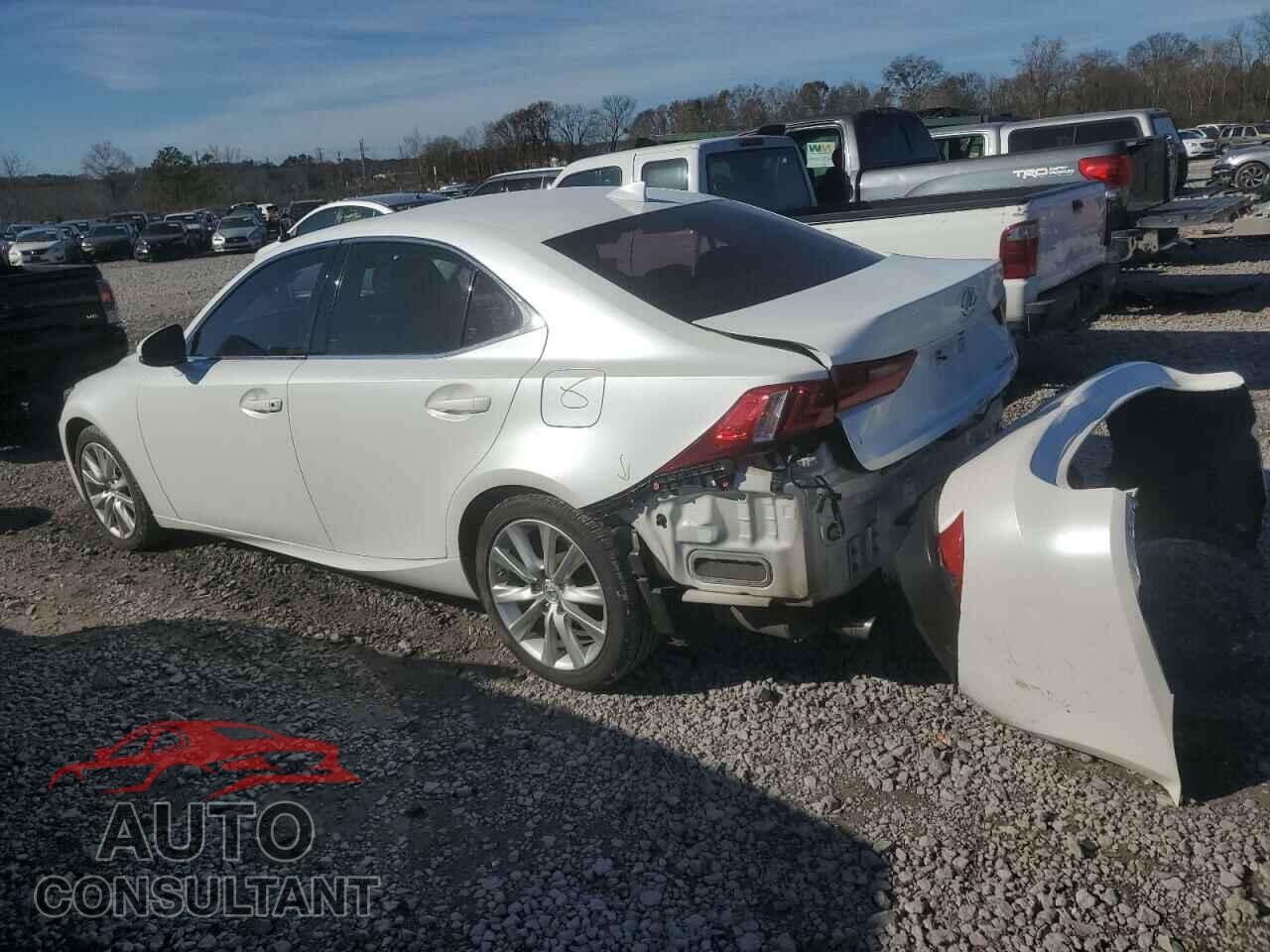 LEXUS IS 2015 - JTHBF1D22F5082171