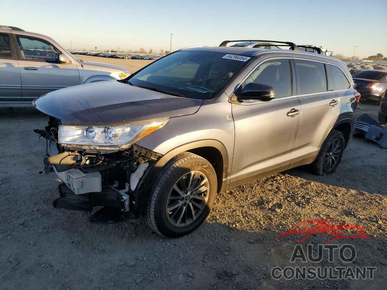 TOYOTA HIGHLANDER 2019 - 5TDKZRFH6KS307270