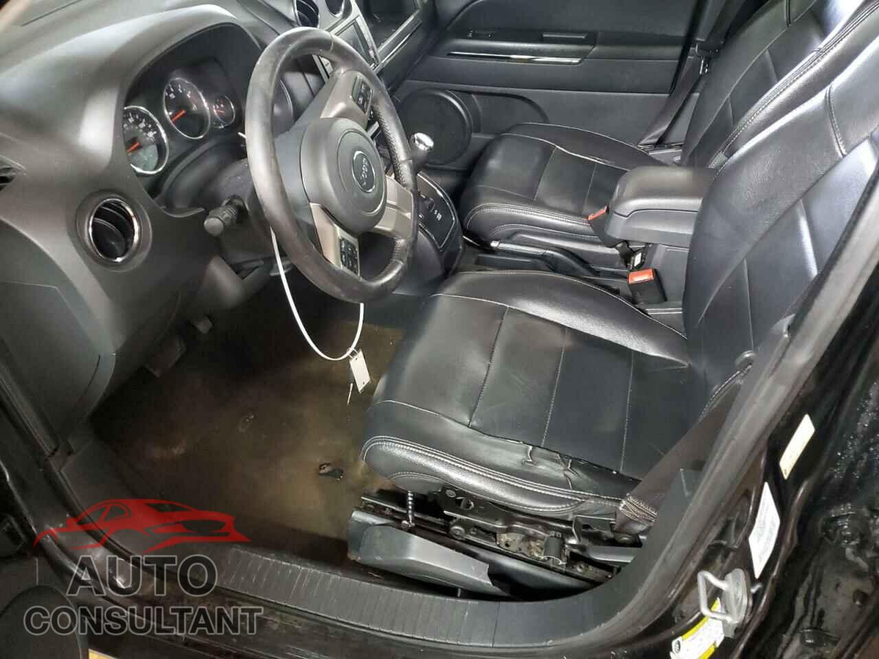 JEEP COMPASS 2013 - 1C4NJDCB1DD217885