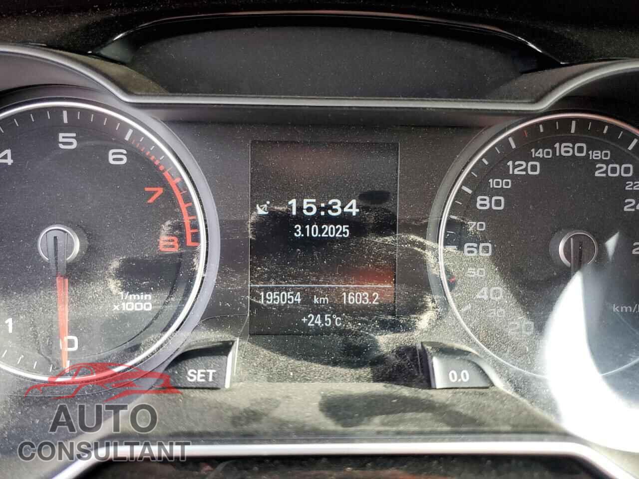 AUDI A4 2016 - WAUFFCFL1GN001678