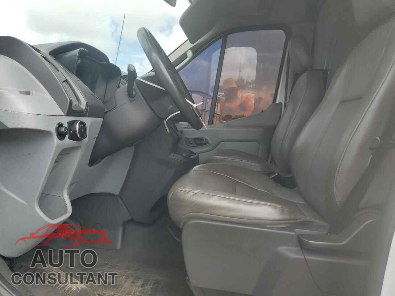 FORD TRANSIT 2015 - 1FTSW3XG8FKA93231