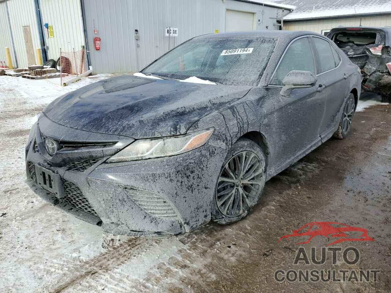 TOYOTA CAMRY 2018 - 4T1B11HK4JU610281