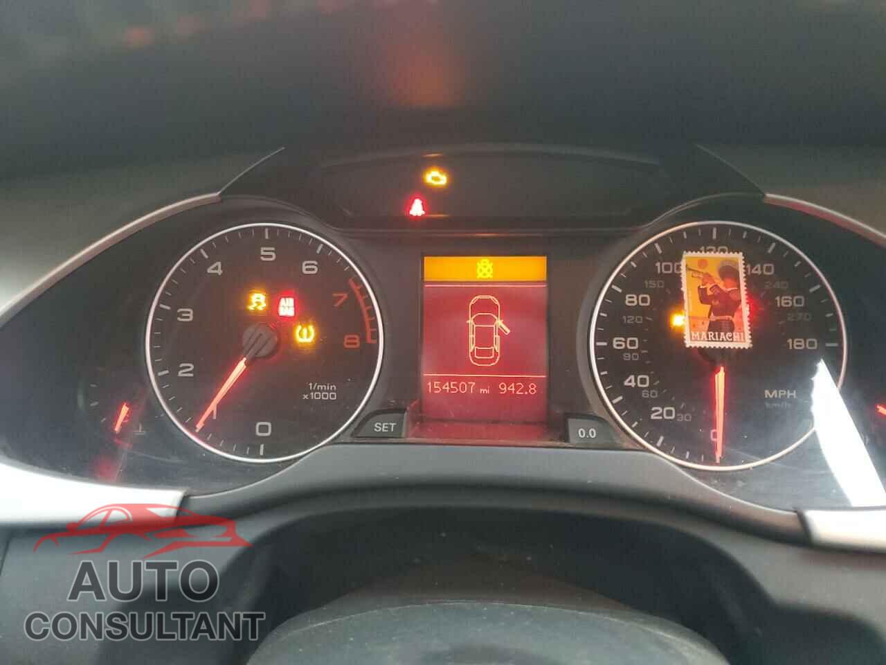 AUDI A4 2012 - WAUDFAFL0CN003914