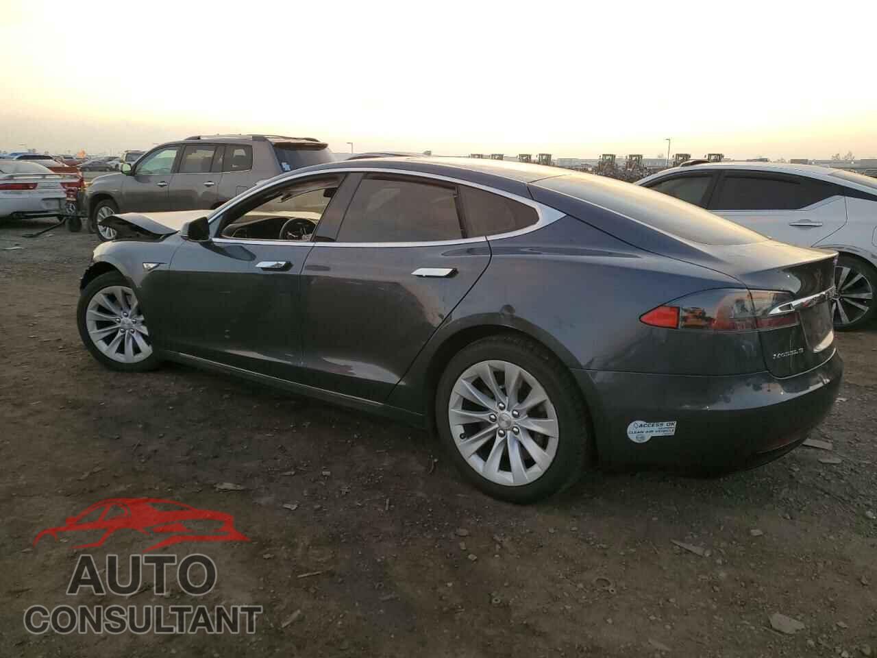 TESLA MODEL S 2016 - 5YJSA1E19GF160886