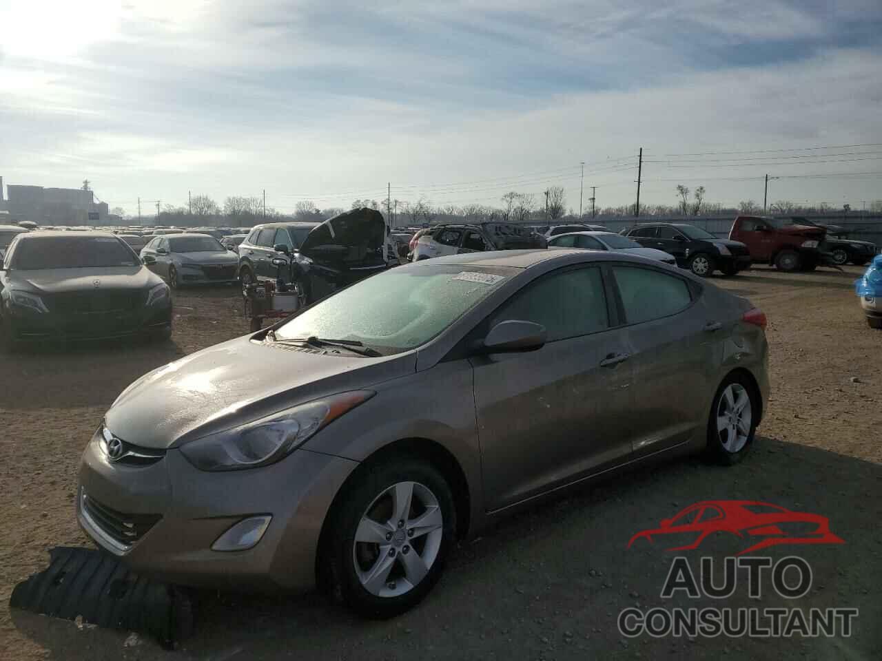 HYUNDAI ELANTRA 2013 - 5NPDH4AE2DH392774