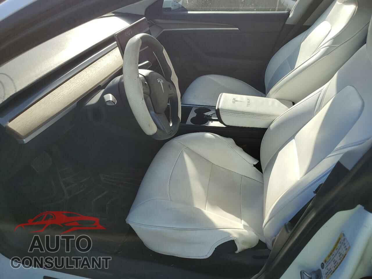 TESLA MODEL 3 2021 - 5YJ3E1EA4MF048663