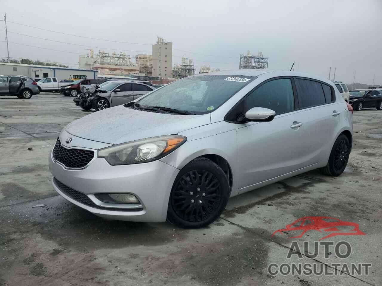 KIA FORTE 2016 - KNAFK5A88G5644426