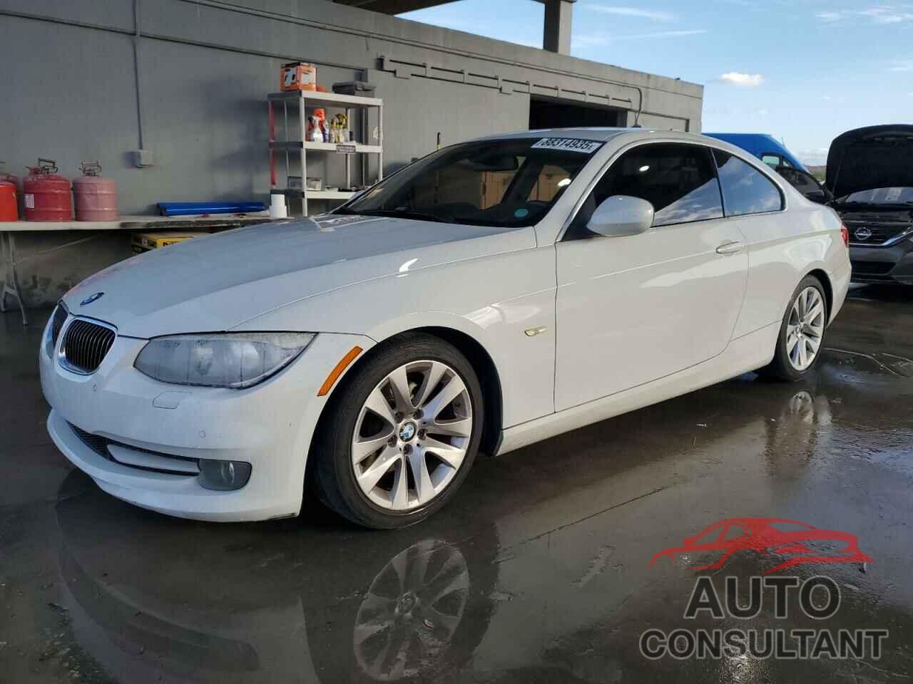 BMW 3 SERIES 2013 - WBAKE3C50DE772264