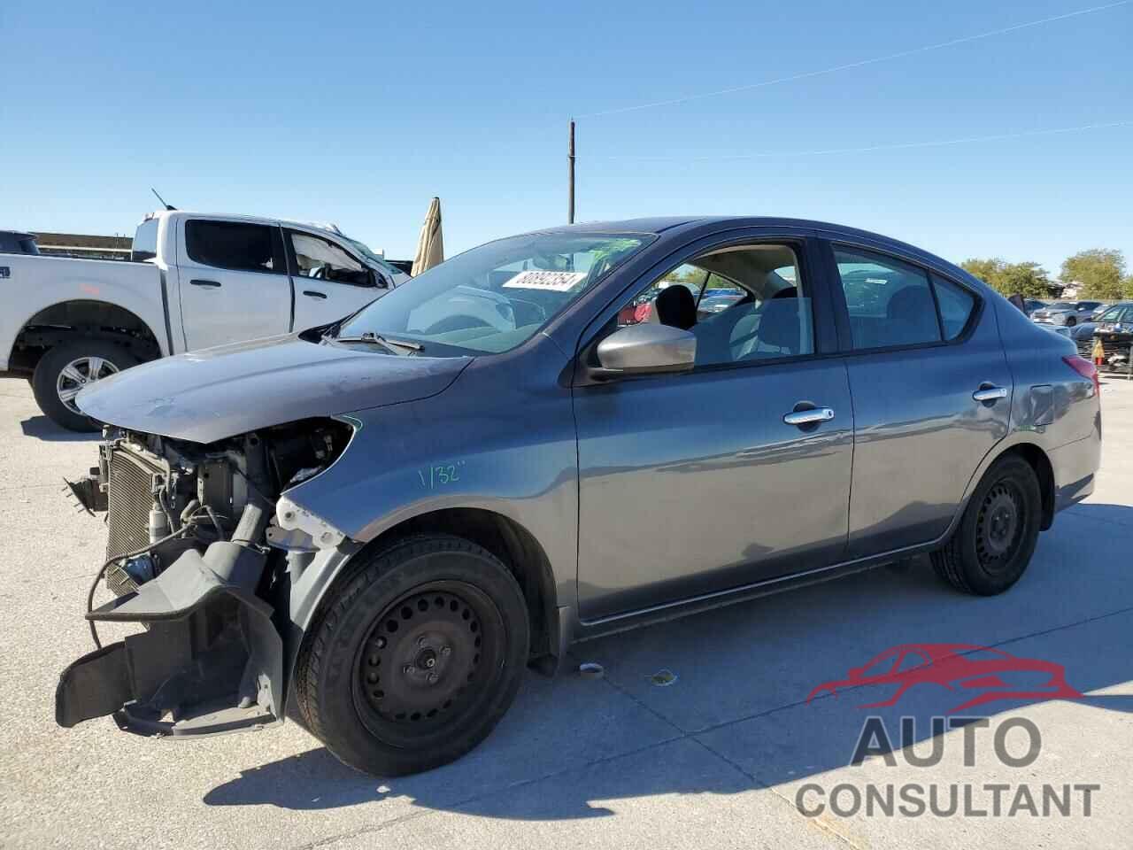 NISSAN VERSA 2017 - 3N1CN7AP1HL821015