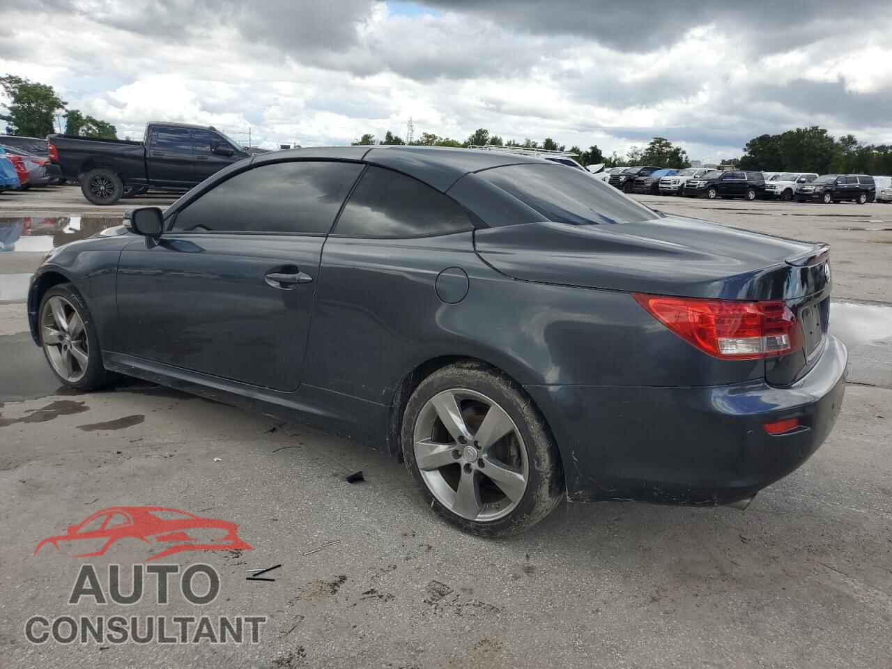 LEXUS IS 2011 - JTHFF2C26B2519674