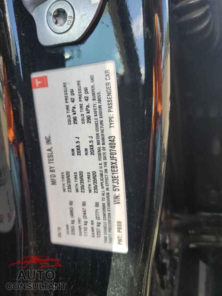 TESLA MODEL 3 2018 - 5YJ3E1EBXJF074043