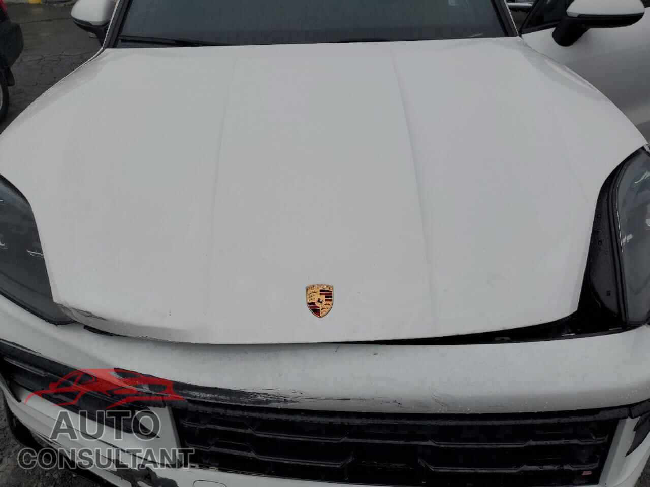 PORSCHE CAYENNE 2024 - WP1AA2AY4RDA04333