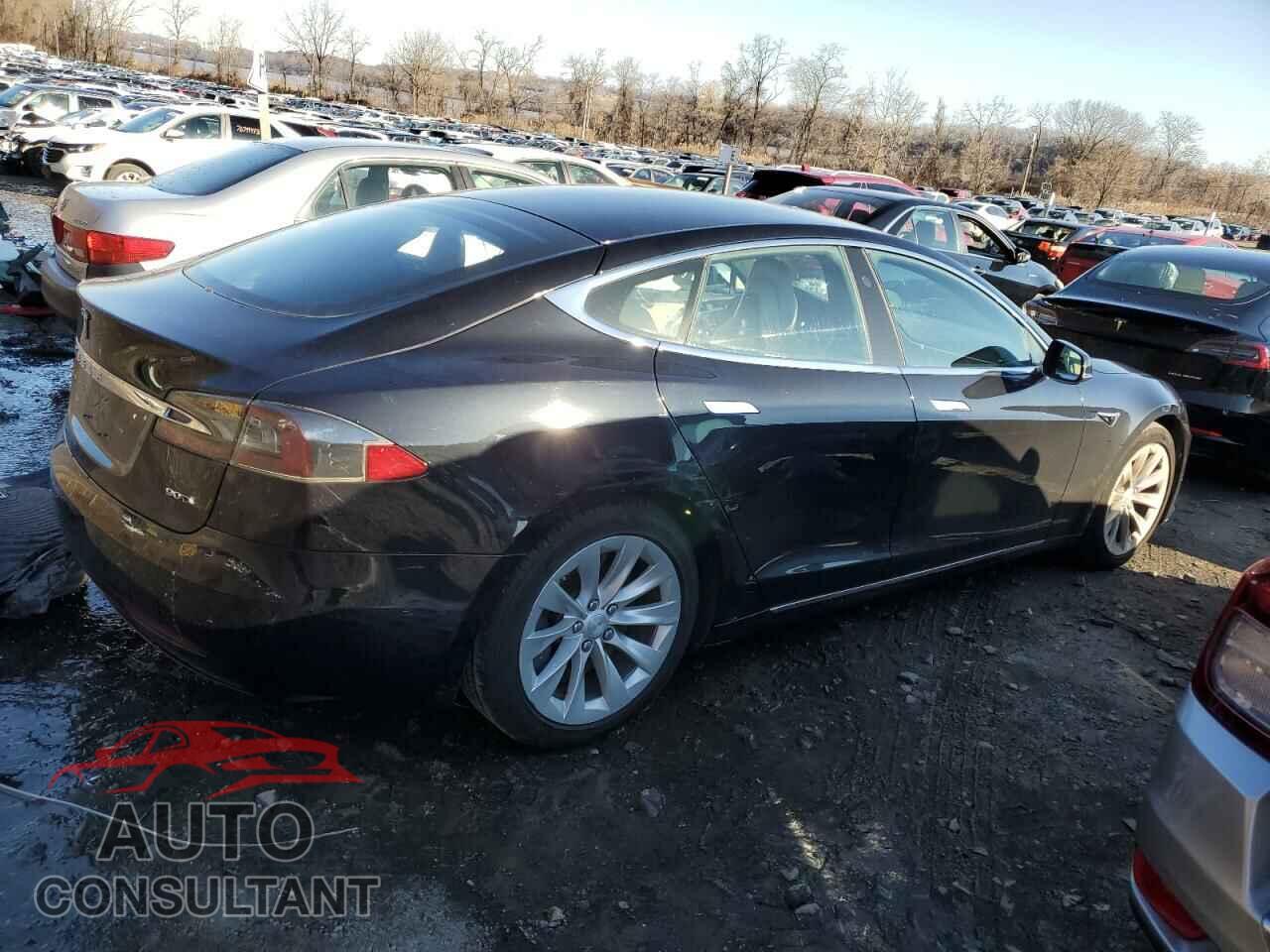 TESLA MODEL S 2017 - 5YJSA1E26HF181091