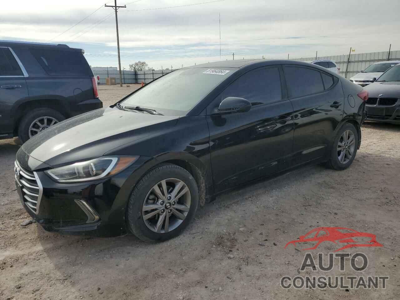 HYUNDAI ELANTRA 2018 - KMHD84LF4JU461015