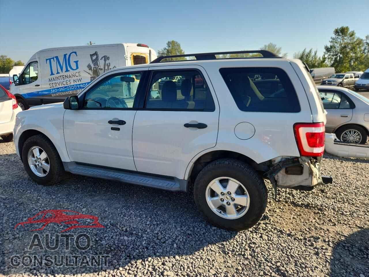 FORD ESCAPE 2011 - 1FMCU0D77BKA44671