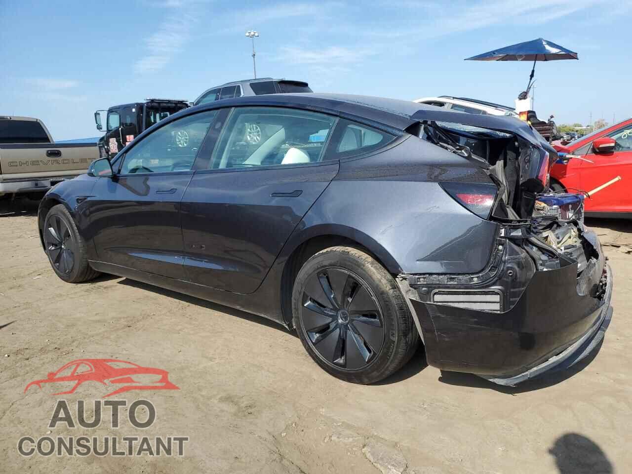 TESLA MODEL 3 2024 - 5YJ3E1EB7RF843965
