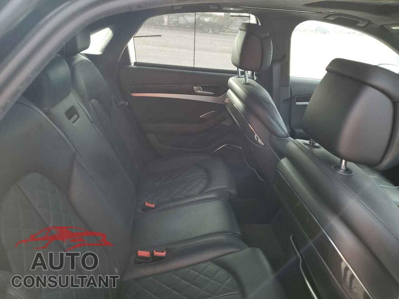 AUDI S8 2013 - WAUD2AFD6DN033246