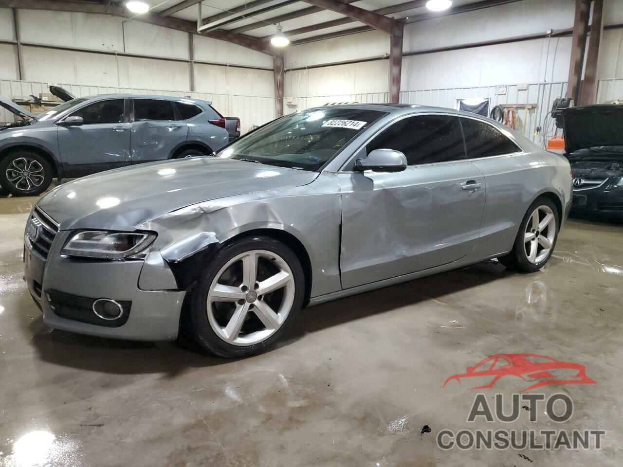 AUDI A5 2010 - WAUVFAFR9AA033684