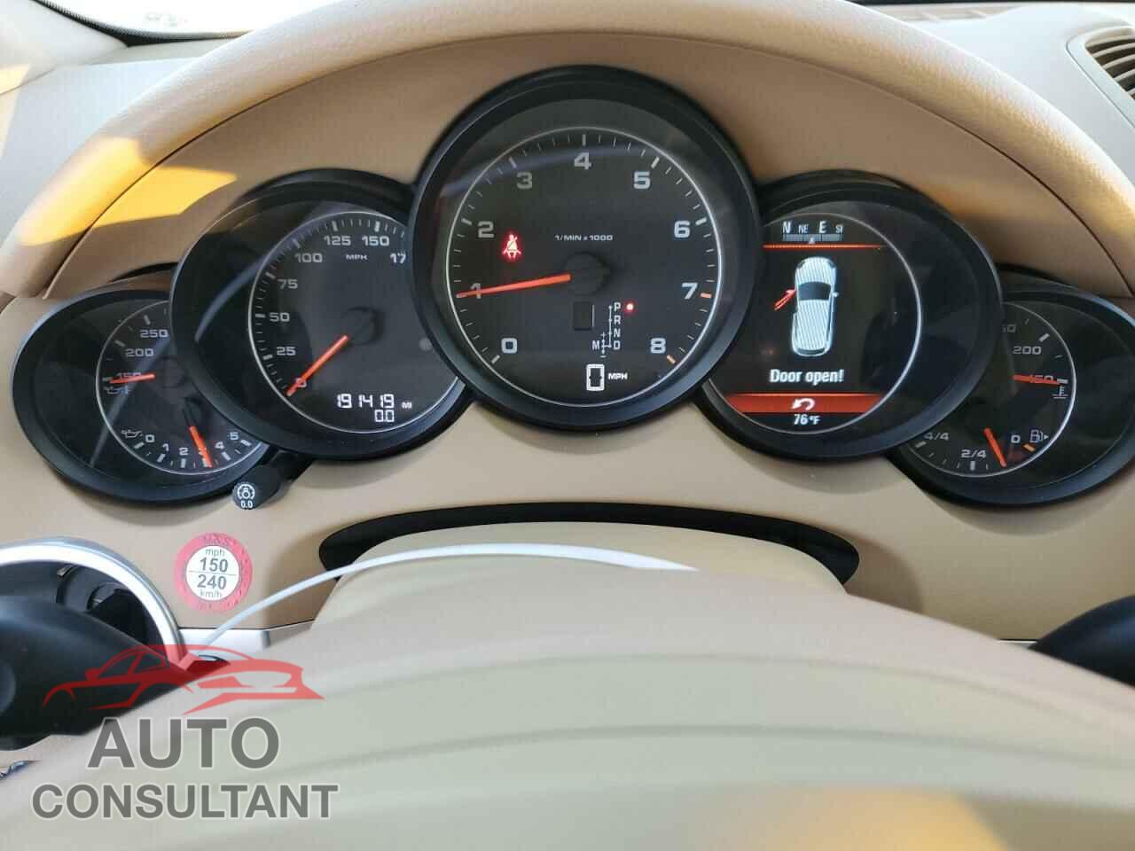 PORSCHE CAYENNE 2013 - WP1AA2A2XDLA10874