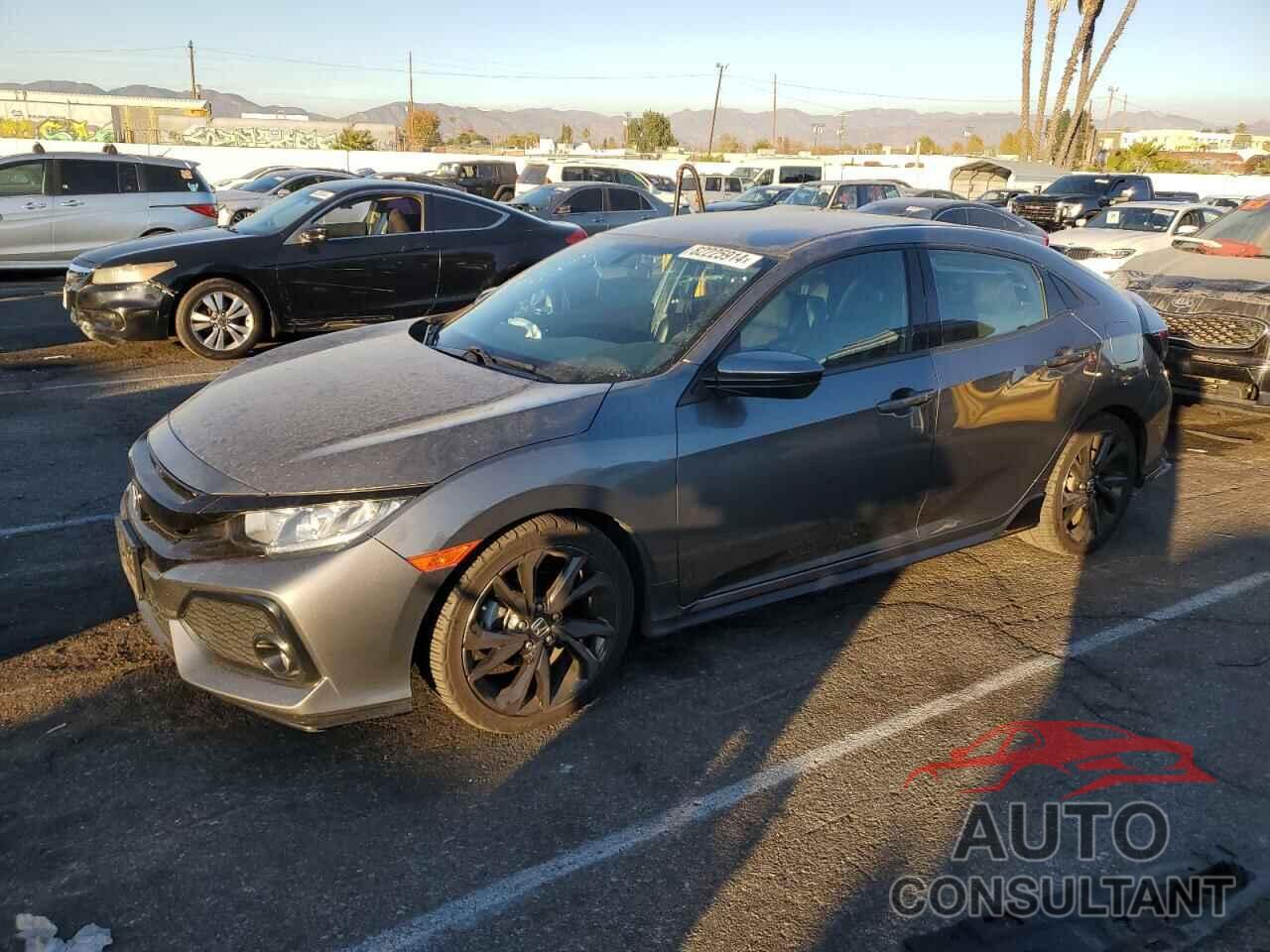 HONDA CIVIC 2018 - SHHFK7H47JU432168